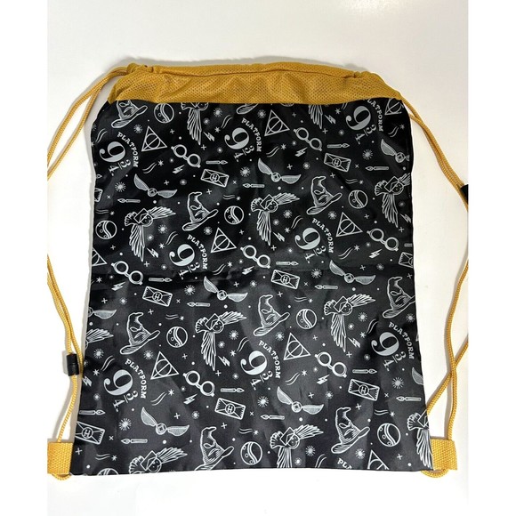 Build-a-Bear Workshop Harry Potter Drawstring Bag Backpack Yellow Black - Picture 3 of 7